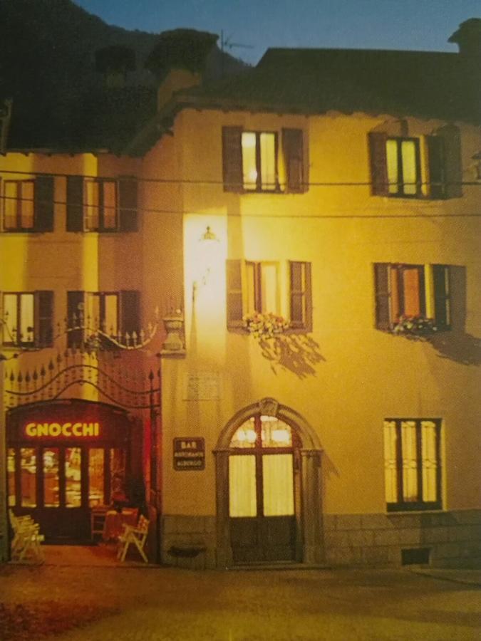 Albergo Ristorante Gnocchi Cortenova Exteriér fotografie